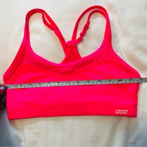 LORNA JANE Small Funky Pink Sports Bra Crop Top - Cross-over Straps - Picture 7 of 16